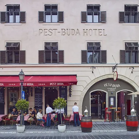 Pest-buda Design 4*