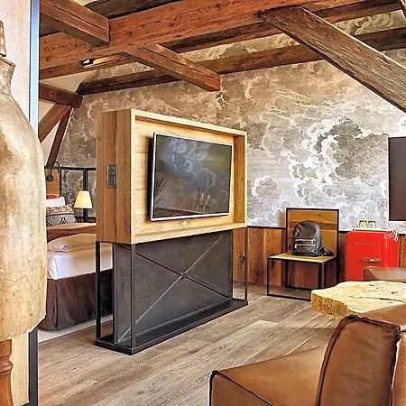 Pest-buda Design Hotel 4*