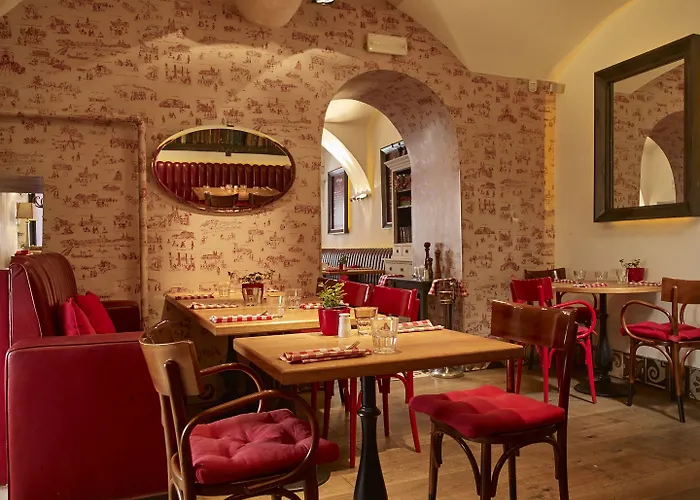 Pest-buda Design