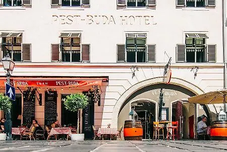 Pest-buda Design