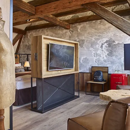 Pest-buda Design Hotel 4*